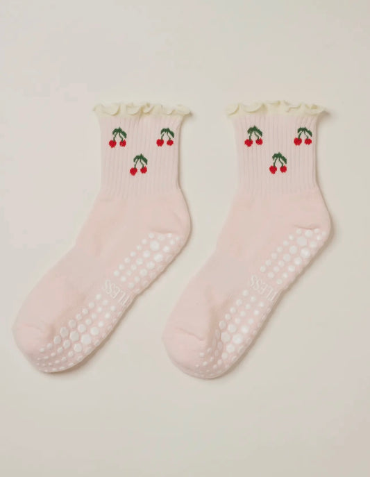 🍒 ruffle pilate socks- pink