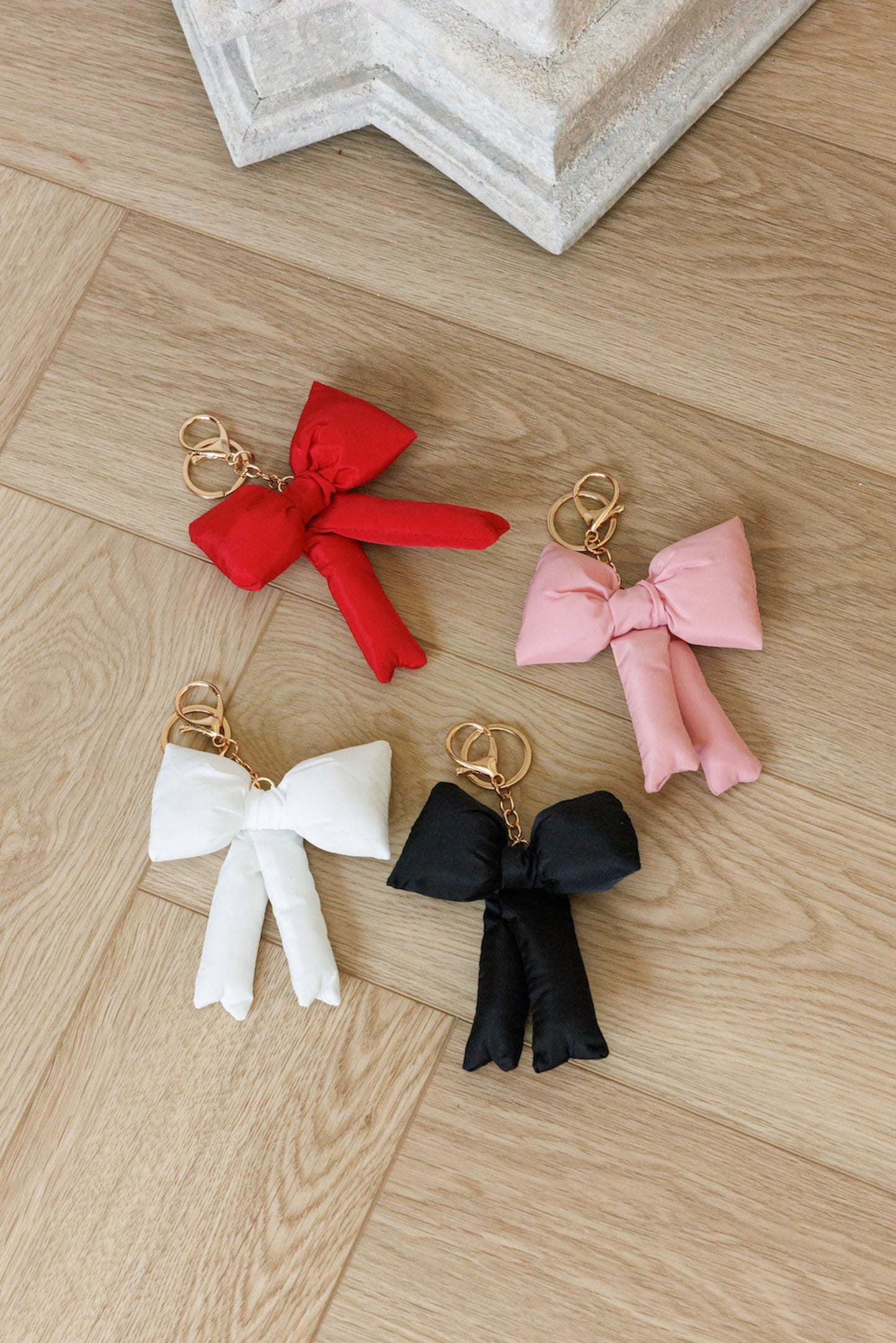 Bow keychain